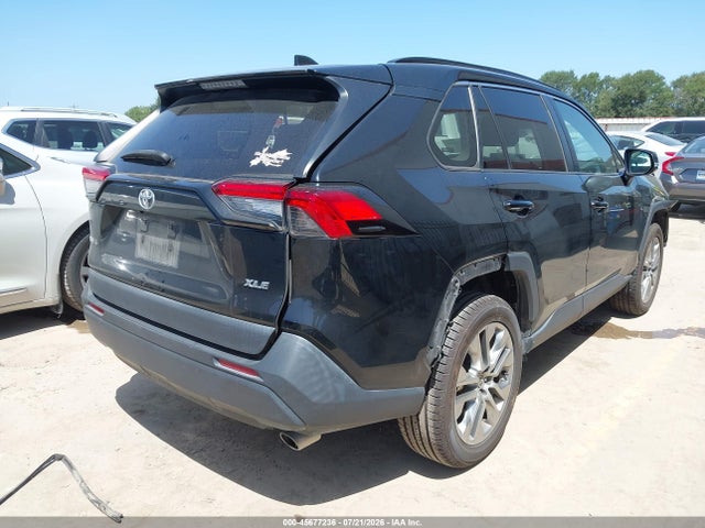 45677236 :رقم المزاد ، 2T3C1RFV9PW256757 vin ، 2023 Toyota Rav4 Xle Premium مزاد بيع
