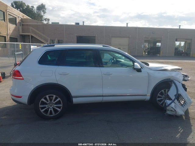 Продажа на аукционе авто 2013 Volkswagen Touareg Tdi Sport, vin: WVGEP9BP2DD013441, номер лота: 45677243