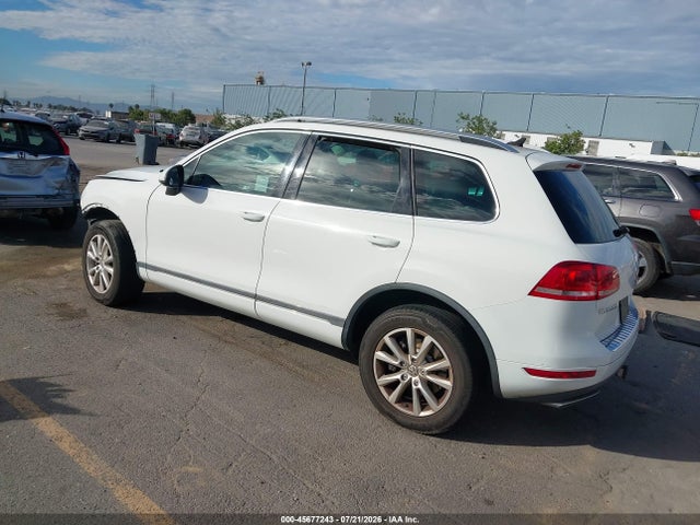 Продажа на аукционе авто 2013 Volkswagen Touareg Tdi Sport, vin: WVGEP9BP2DD013441, номер лота: 45677243