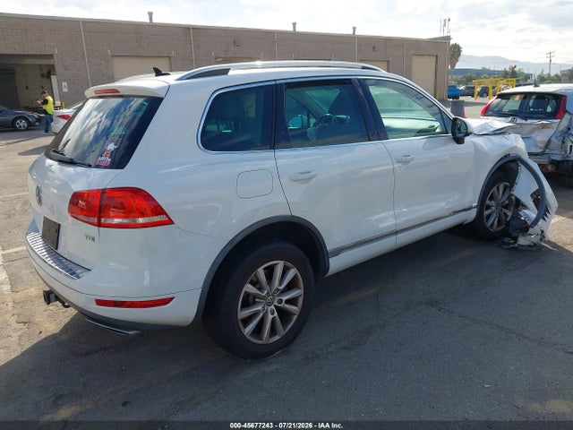 Продажа на аукционе авто 2013 Volkswagen Touareg Tdi Sport, vin: WVGEP9BP2DD013441, номер лота: 45677243