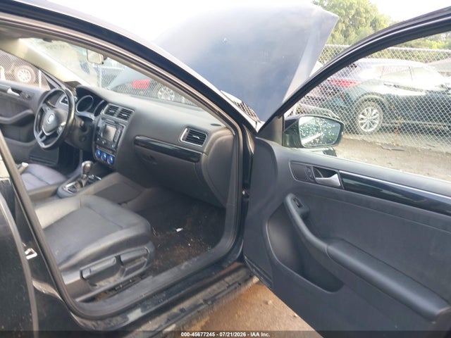 2015 Volkswagen Jetta 1.8t Sel მანქანა იყიდება აუქციონზე, vin: 3VWL17AJ9FM221741, აუქციონის ნომერი: 45677245
