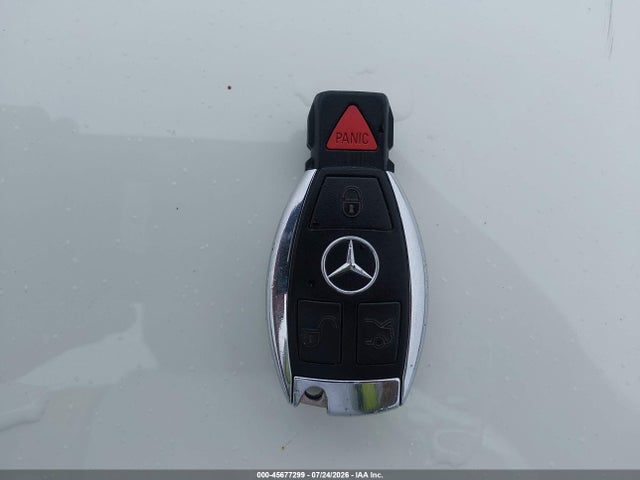 Продажа на аукционе авто 2015 Mercedes-benz Gla 250 4matic, vin: WDCTG4GBXFJ117945, номер лота: 45677299