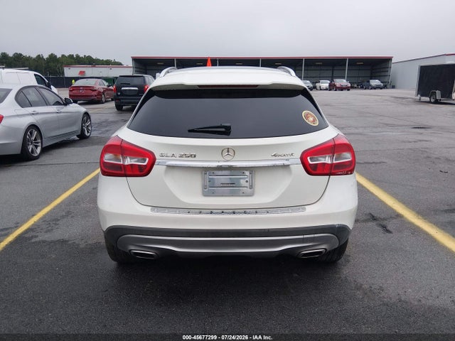 Продажа на аукционе авто 2015 Mercedes-benz Gla 250 4matic, vin: WDCTG4GBXFJ117945, номер лота: 45677299