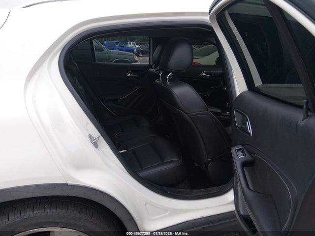 Продажа на аукционе авто 2015 Mercedes-benz Gla 250 4matic, vin: WDCTG4GBXFJ117945, номер лота: 45677299