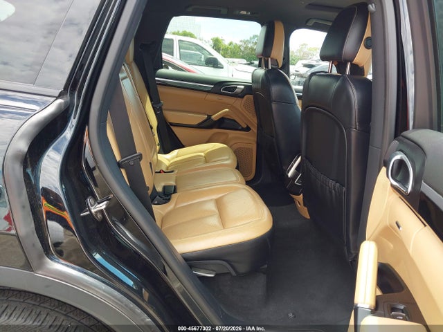 WP1AA2A2XHKA88549 Porsche Cayenne