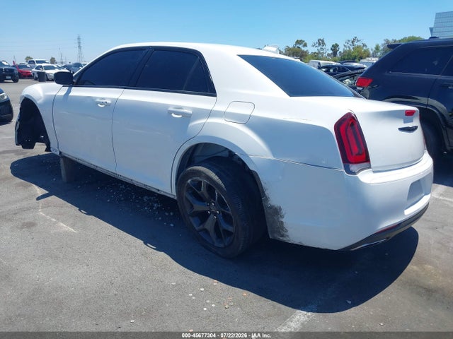 Продаж на аукціоні авто 2020 Chrysler 300 Touring, vin: 2C3CCAAG2LH160312, номер лоту: 45677304