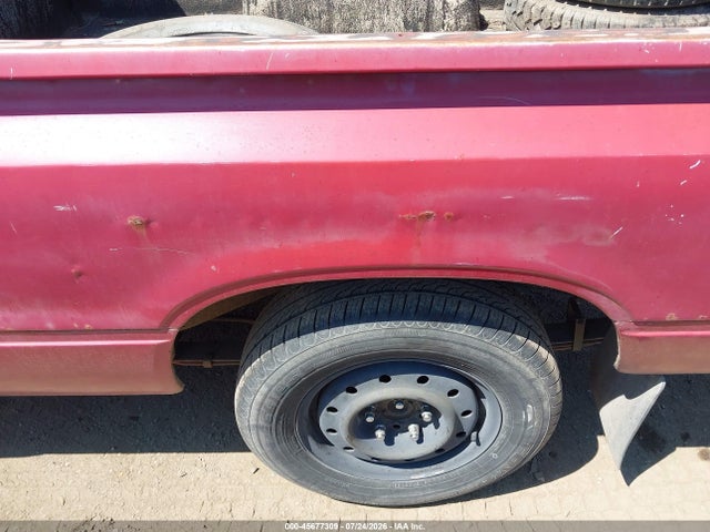 1982 Toyota Pickup / Cab Chassis 1/2 Ton Dlx მანქანა იყიდება აუქციონზე, vin: JT4RN44D1C0083536, აუქციონის ნომერი: 45677309
