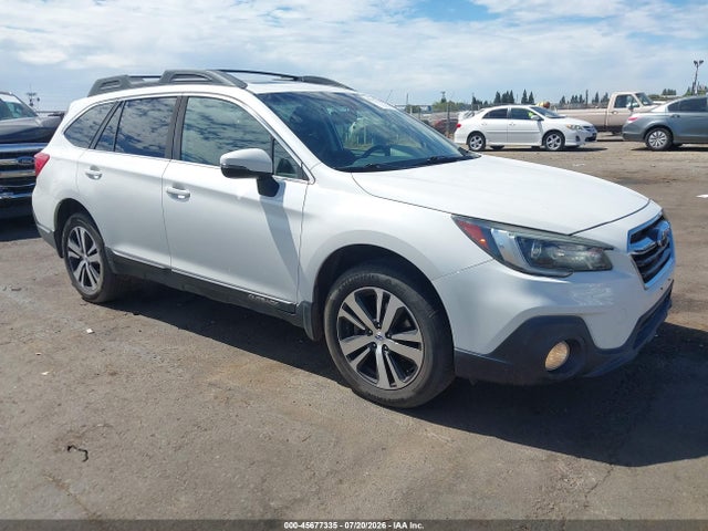 Subaru Outback 2.5i Limited 2019 4S4BSANC2K3202623 головне зображення