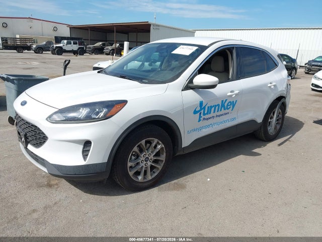Ford ESCAPE SE 2020 1FMCU0G61LUB13296 Image 2