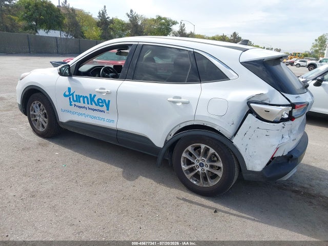 Ford ESCAPE SE 2020 1FMCU0G61LUB13296 Image 3