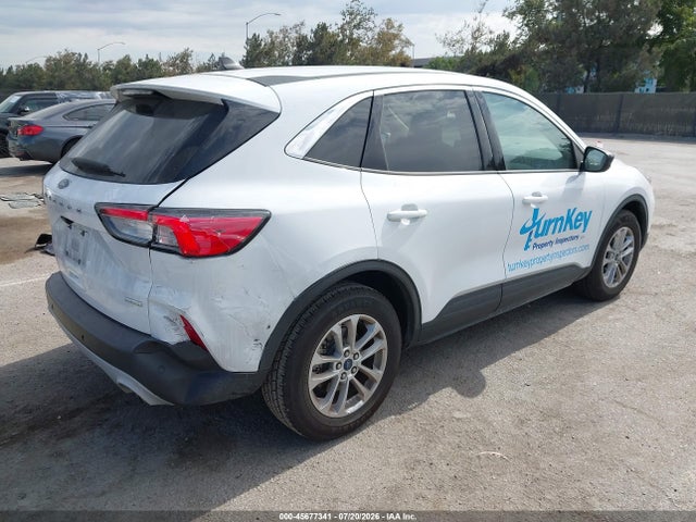 Ford ESCAPE SE 2020 1FMCU0G61LUB13296 Image 4