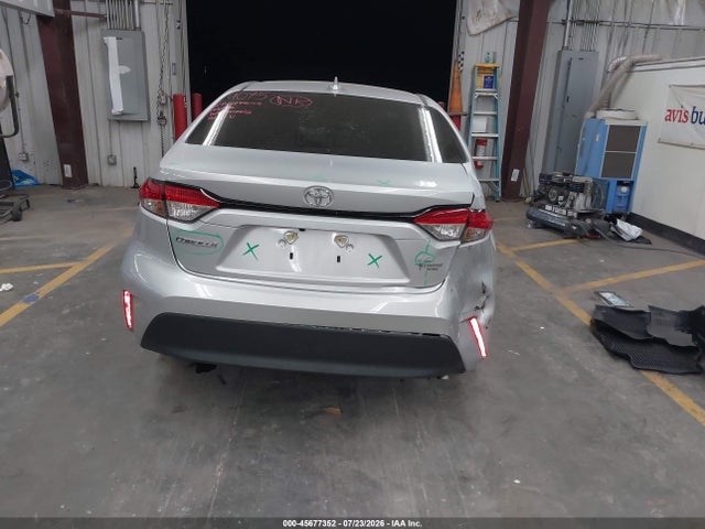 5YFB4MDE2RP157185 Toyota COROLLA LE