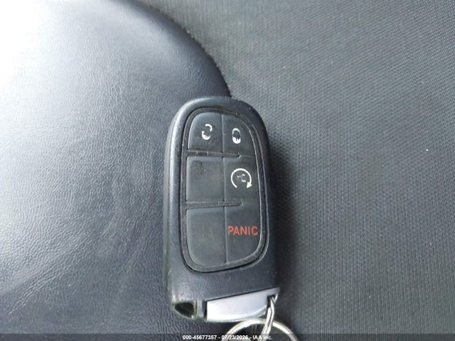 45677357 :رقم المزاد ، 1C4PJMBX8KD401188 vin ، 2019 Jeep Cherokee Trailhawk 4x4 مزاد بيع