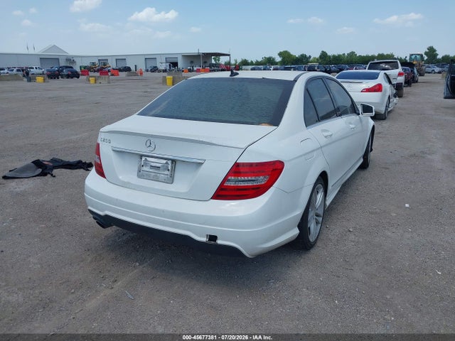 Aukcja sprzedaży 2013 Mercedes-benz C 250 Sport, vin: WDDGF4HB2DR262894, numer aukcji: 45677381