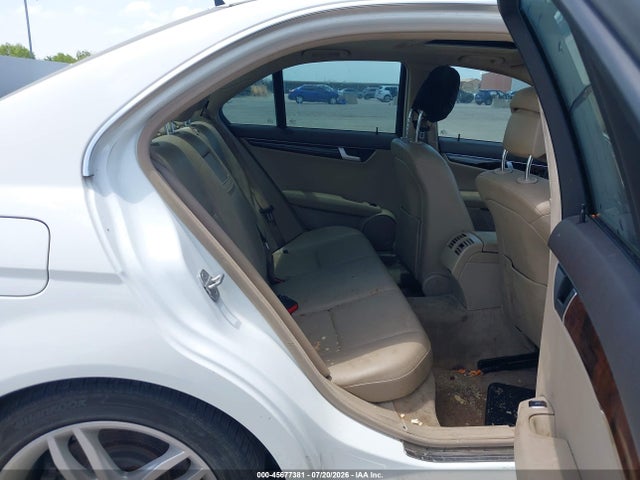 Aukcja sprzedaży 2013 Mercedes-benz C 250 Sport, vin: WDDGF4HB2DR262894, numer aukcji: 45677381
