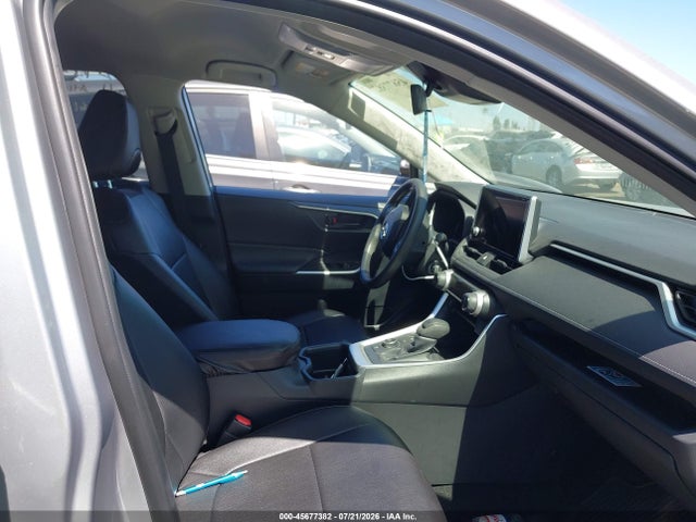 JTMMWRFV9RD221805 Toyota Rav4 Hybrid Le