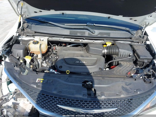 Aukcja sprzedaży 2017 Chrysler Pacifica Touring-l Plus, vin: 2C4RC1EG1HR512166, numer aukcji: 45677388