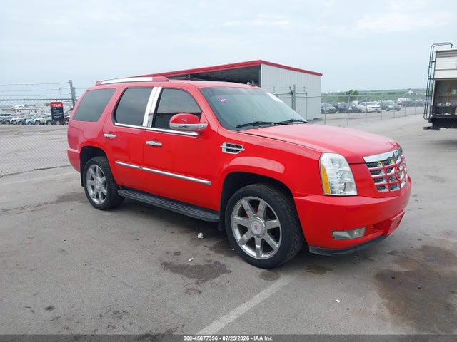 Продажа на аукционе авто 2010 Cadillac Escalade Premium, vin: 1GYUKCEF7AR172981, номер лота: 45677396