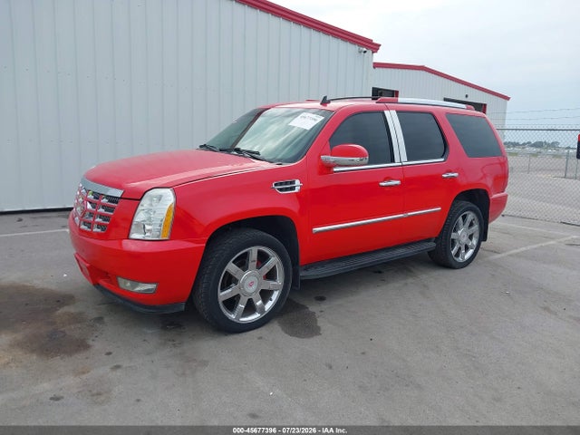 Продажа на аукционе авто 2010 Cadillac Escalade Premium, vin: 1GYUKCEF7AR172981, номер лота: 45677396