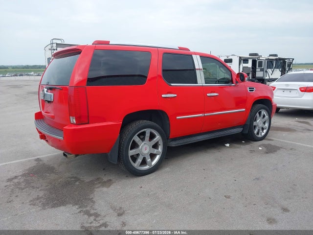 Продажа на аукционе авто 2010 Cadillac Escalade Premium, vin: 1GYUKCEF7AR172981, номер лота: 45677396
