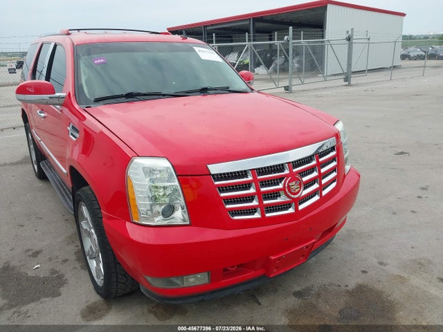 Продажа на аукционе авто 2010 Cadillac Escalade Premium, vin: 1GYUKCEF7AR172981, номер лота: 45677396