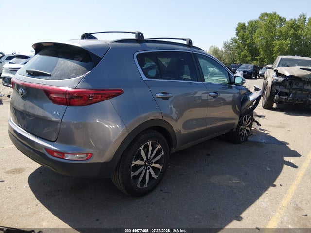 KIA Sportage Ex 2018 KNDPNCAC3J7322182 Image 4