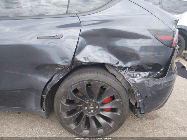 Продаж на аукціоні авто 2022 Tesla Model Y Performance Dual Motor All-wheel Drive, vin: 7SAYGDEF9NF318293, номер лоту: 45677470