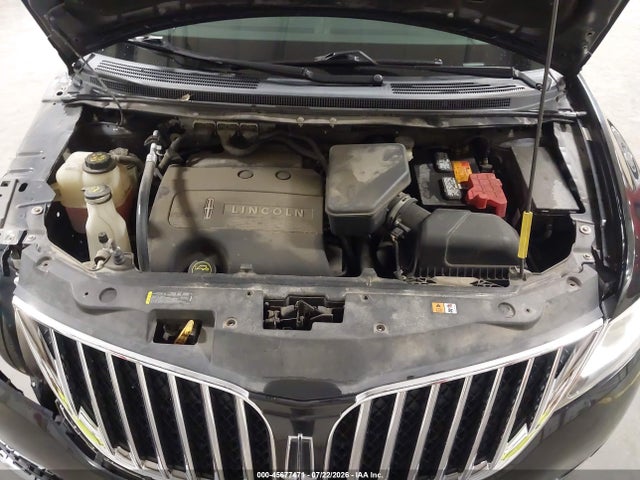 45677471 :رقم المزاد ، 2LMDJ8JK5FBL27045 vin ، 2015 Lincoln Mkx مزاد بيع