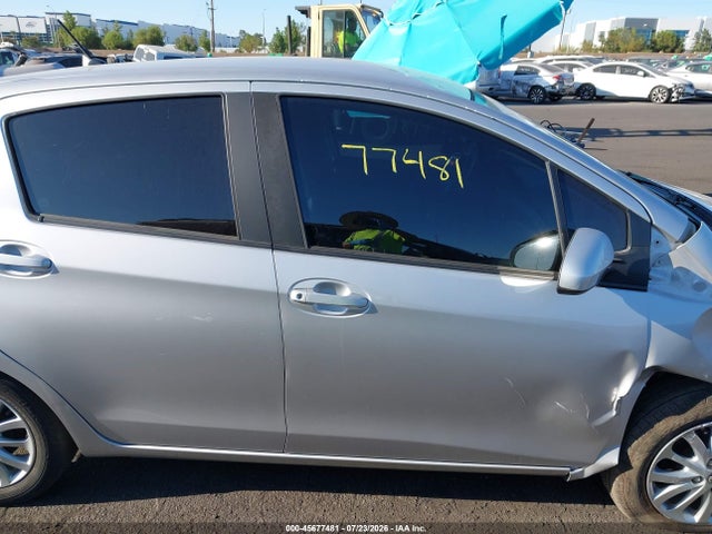 VNKKTUD31JA097577 Toyota Yaris L/le/se