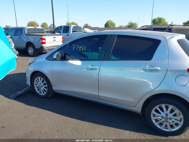 VNKKTUD31JA097577 Toyota Yaris L/le/se