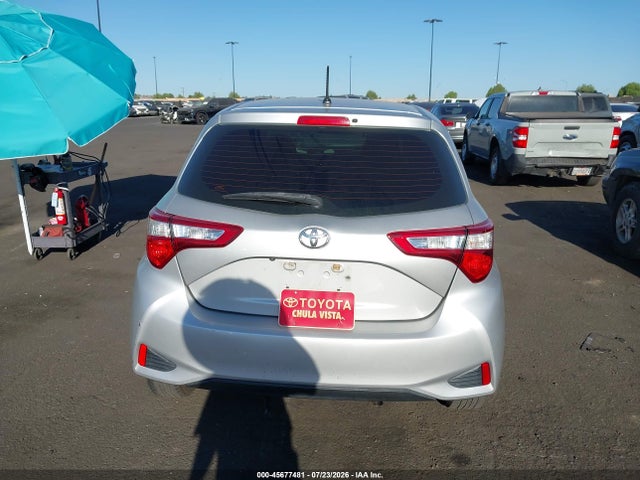 VNKKTUD31JA097577 Toyota Yaris L/le/se