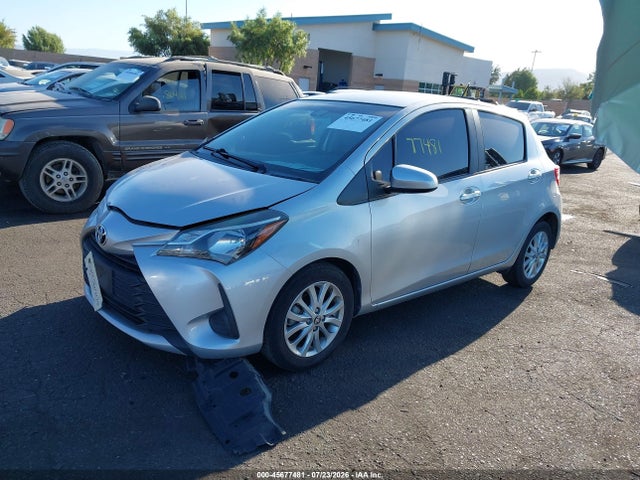 VNKKTUD31JA097577 Toyota Yaris L/le/se