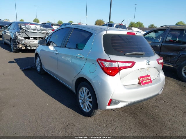 VNKKTUD31JA097577 Toyota Yaris L/le/se