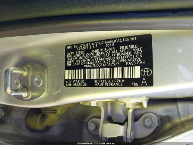 VNKKTUD31JA097577 Toyota Yaris L/le/se