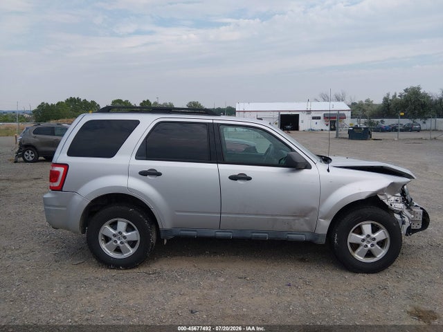 Продаж на аукціоні авто 2010 Ford Escape Xlt, vin: 1FMCU0D71AKC64838, номер лоту: 45677492