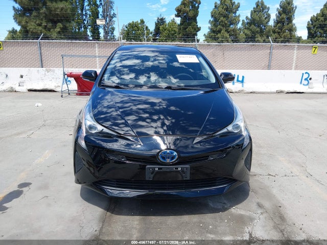 Toyota Prius Two 2017 JTDKBRFU0H3056337 Image 12
