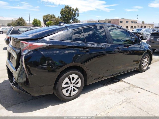 Toyota Prius Two 2017 JTDKBRFU0H3056337 Image 4