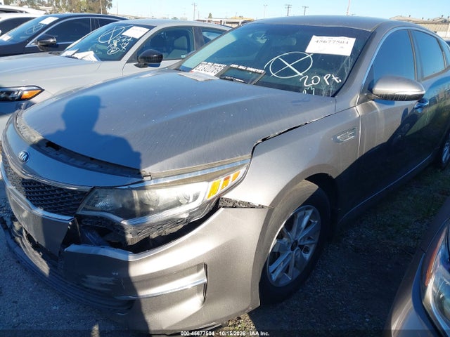 KIA Optima Lx 2018 5XXGT4L33JG194834 Image 2