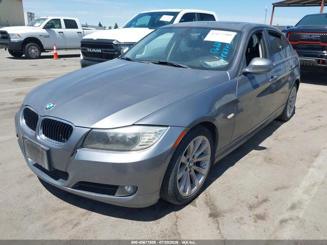 2011 Bmw 328i მანქანა იყიდება აუქციონზე, vin: WBAPH5G56BNM73281, აუქციონის ნომერი: 45677509