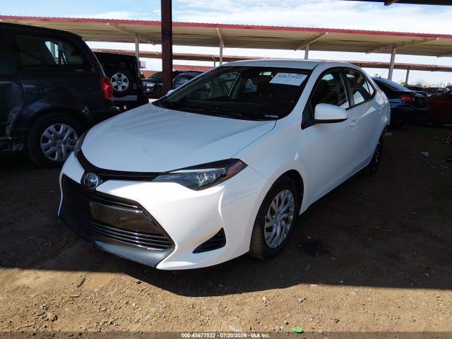 Toyota COROLLA LE 2018 2T1BURHE4JC976162 Image 2
