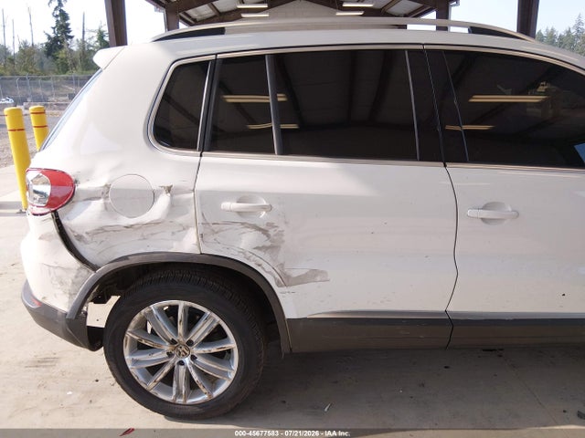 WVGBV7AX1GW574544 Volkswagen TIGUAN SE
