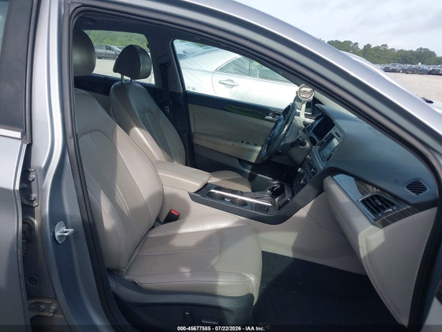 45677585 :رقم المزاد ، 5NPE34AF7FH092811 vin ، 2015 Hyundai Sonata Limited مزاد بيع