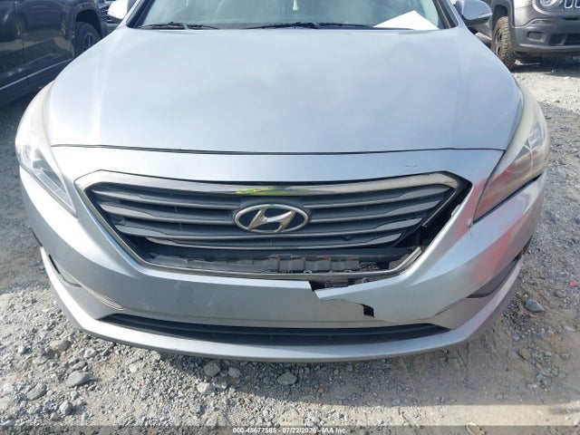 45677585 :رقم المزاد ، 5NPE34AF7FH092811 vin ، 2015 Hyundai Sonata Limited مزاد بيع