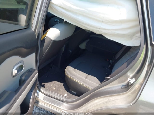 45677612 :رقم المزاد ، KNDJP3A50E7105227 vin ، 2014 Kia Soul + مزاد بيع