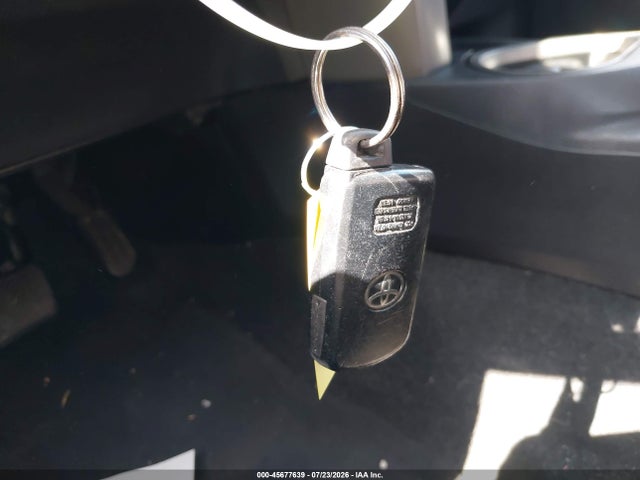 Toyota Rav4 Xle 2018 2T3WFREV0JW482581 Image 11