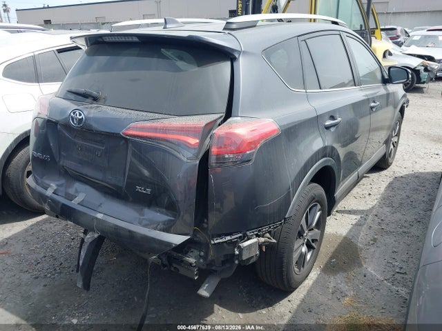 Toyota Rav4 Xle 2018 2T3WFREV0JW482581 Image 4