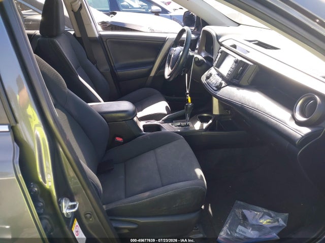 Toyota Rav4 Xle 2018 2T3WFREV0JW482581 Image 5