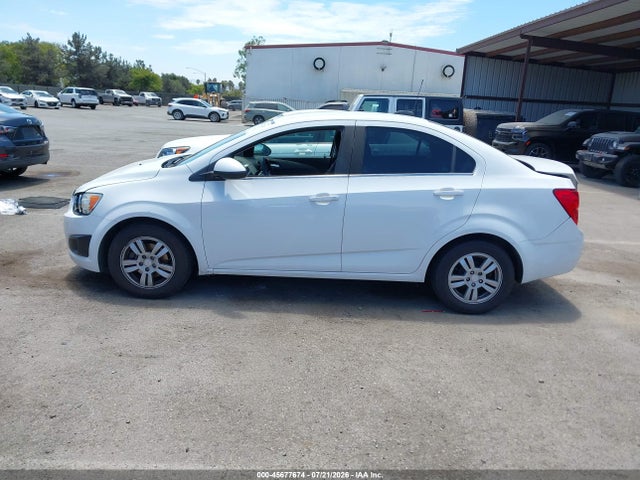 Chevrolet Sonic Lt Auto 2016 1G1JC5SG3G4141059 Image 14