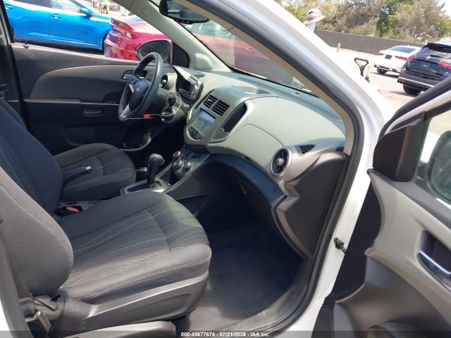 Chevrolet Sonic Lt Auto 2016 1G1JC5SG3G4141059 Image 5