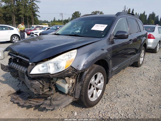 45677692 :رقم المزاد ، 4S4BRCCC1D3290657 vin ، 2013 Subaru Outback 2.5i Premium مزاد بيع